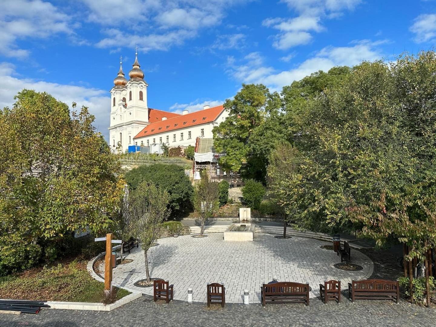 Вилла Piros Vendeghaz Тихань Экстерьер фото